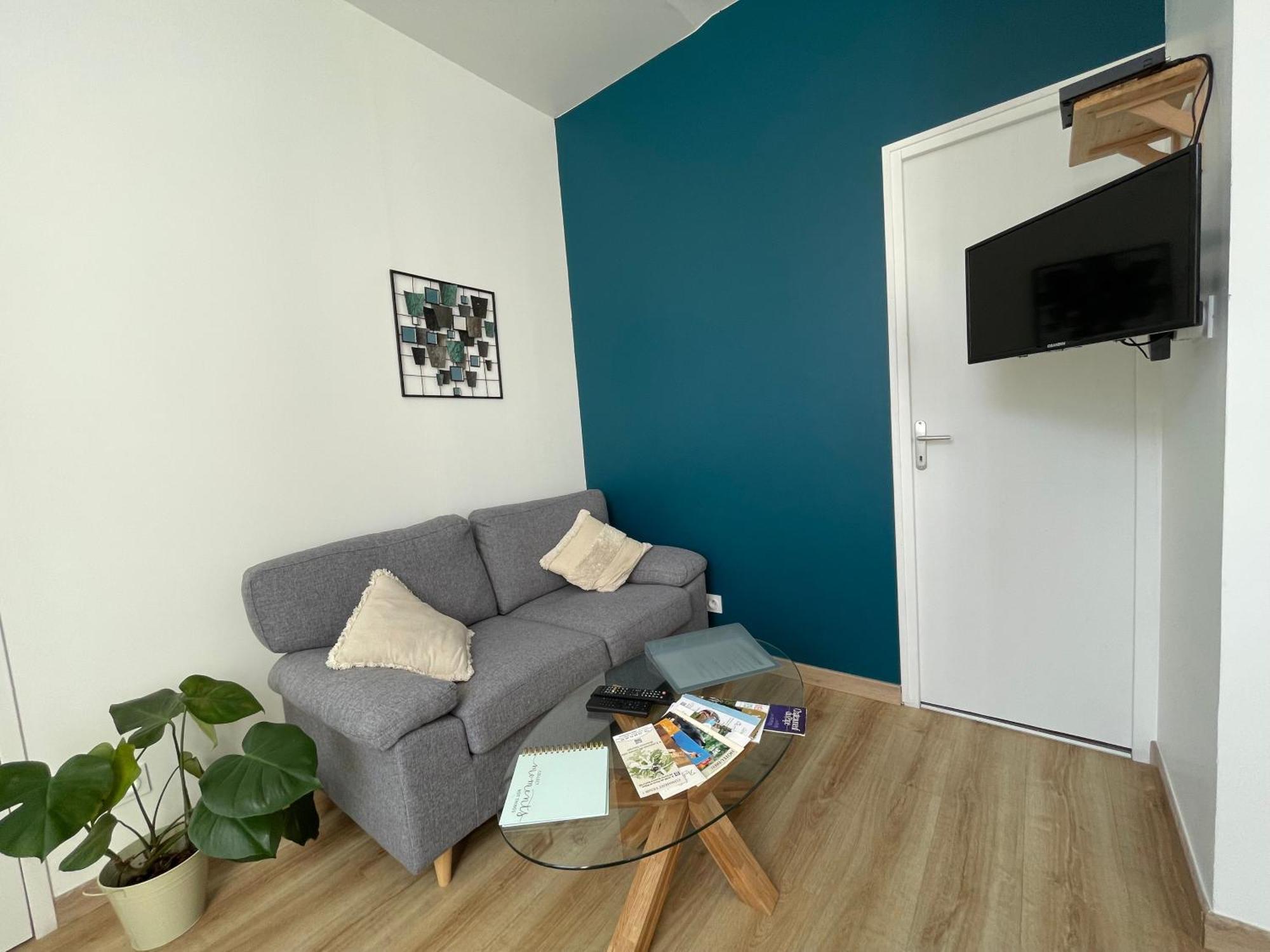 Bel Appartement, 2 Lits Doubles, Parking Gratuit Chablis Exterior foto