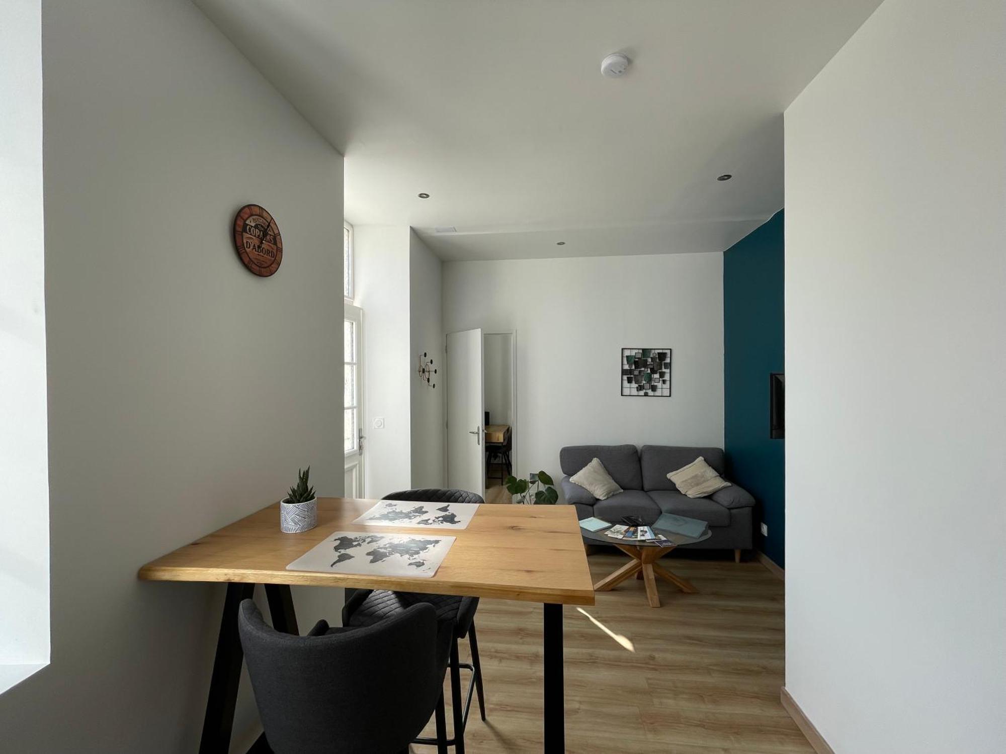 Bel Appartement, 2 Lits Doubles, Parking Gratuit Chablis Exterior foto